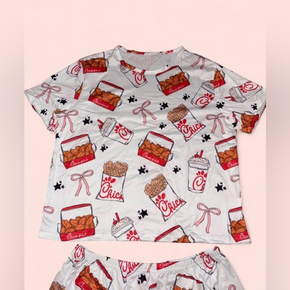 Women’s Two Piece Graphic PJ Set ~ NEW NEVER WORN ~ Size XXL | Polyester - Picture 11 of 14